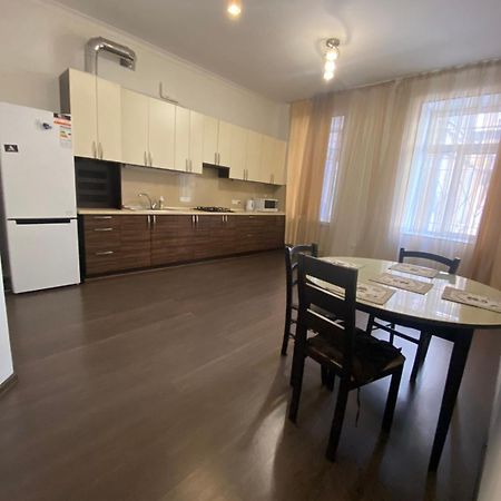Apartment Ekaterinenskaya 24 Odessa Luaran gambar